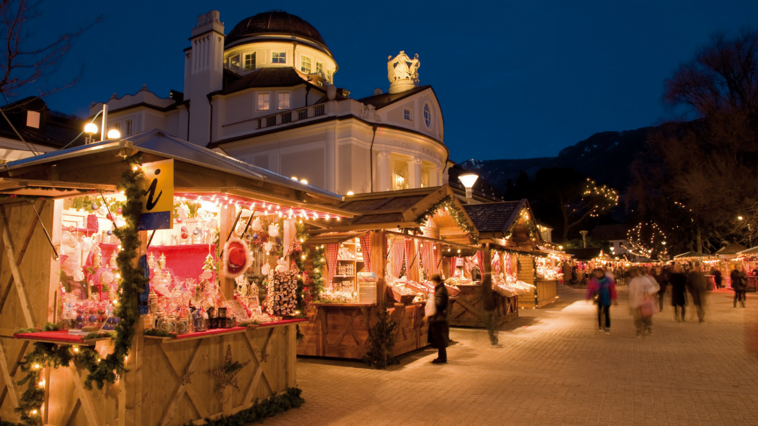 DOVE VEDERE I MERCATINI DI NATALE PIU' BELLI IN ITALIA - La