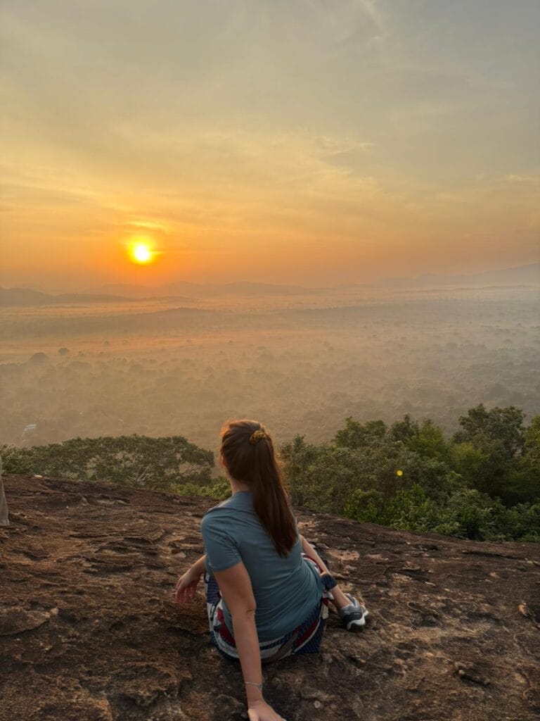 Cosa vedere in Sri Lanka in 8 giorni, Pinduragala